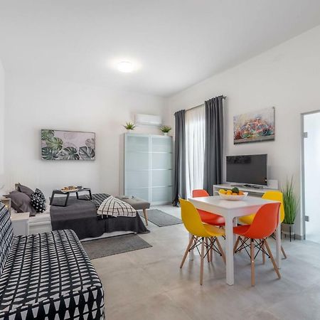Apartment Tara & Ana Pula Extérieur photo