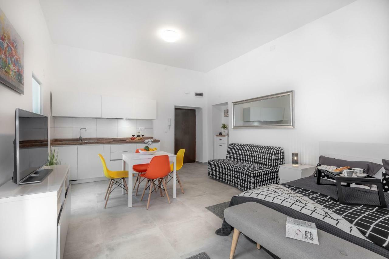 Apartment Tara & Ana Pula Extérieur photo